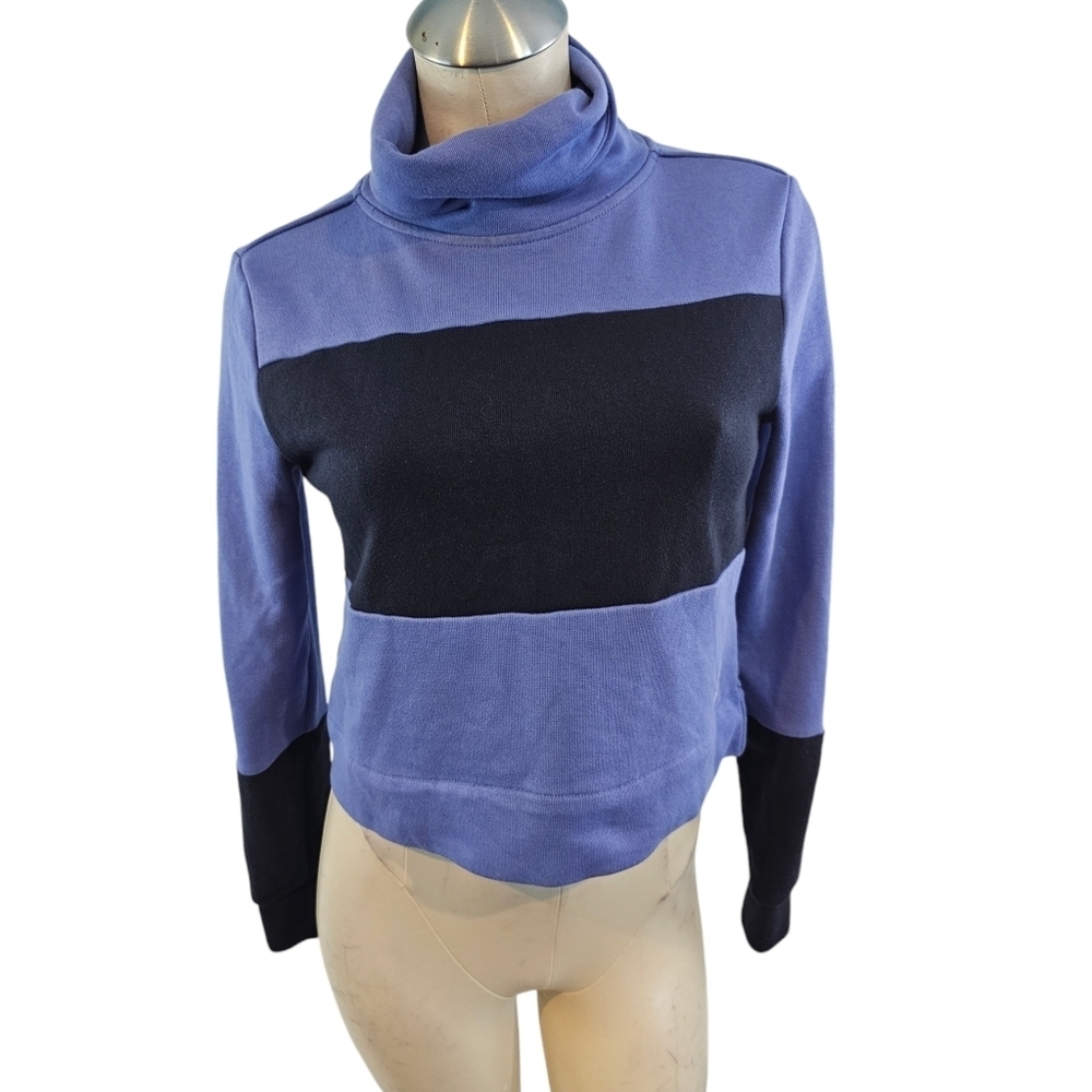 Adidas Size XS Periwinkle Blue Cropped Turtleneck Long Sleeves